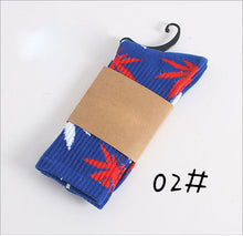 Load image into Gallery viewer, Winter high Quality Harajuku chaussette Style Weed Socks For Women Men&#39;s Cotton Hip Hop Socks Man Meias Mens Calcetines
