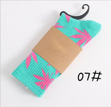 Load image into Gallery viewer, Winter high Quality Harajuku chaussette Style Weed Socks For Women Men&#39;s Cotton Hip Hop Socks Man Meias Mens Calcetines
